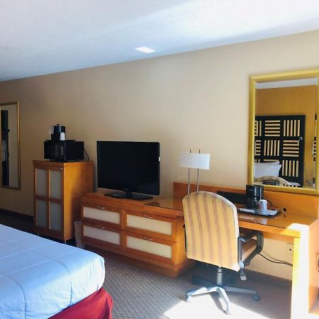 Hotel M Mount Pocono Exterior photo