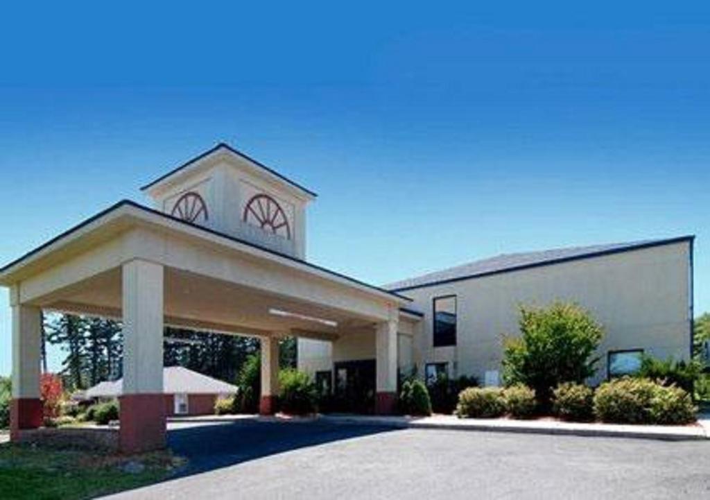 Hotel M Mount Pocono Exterior photo